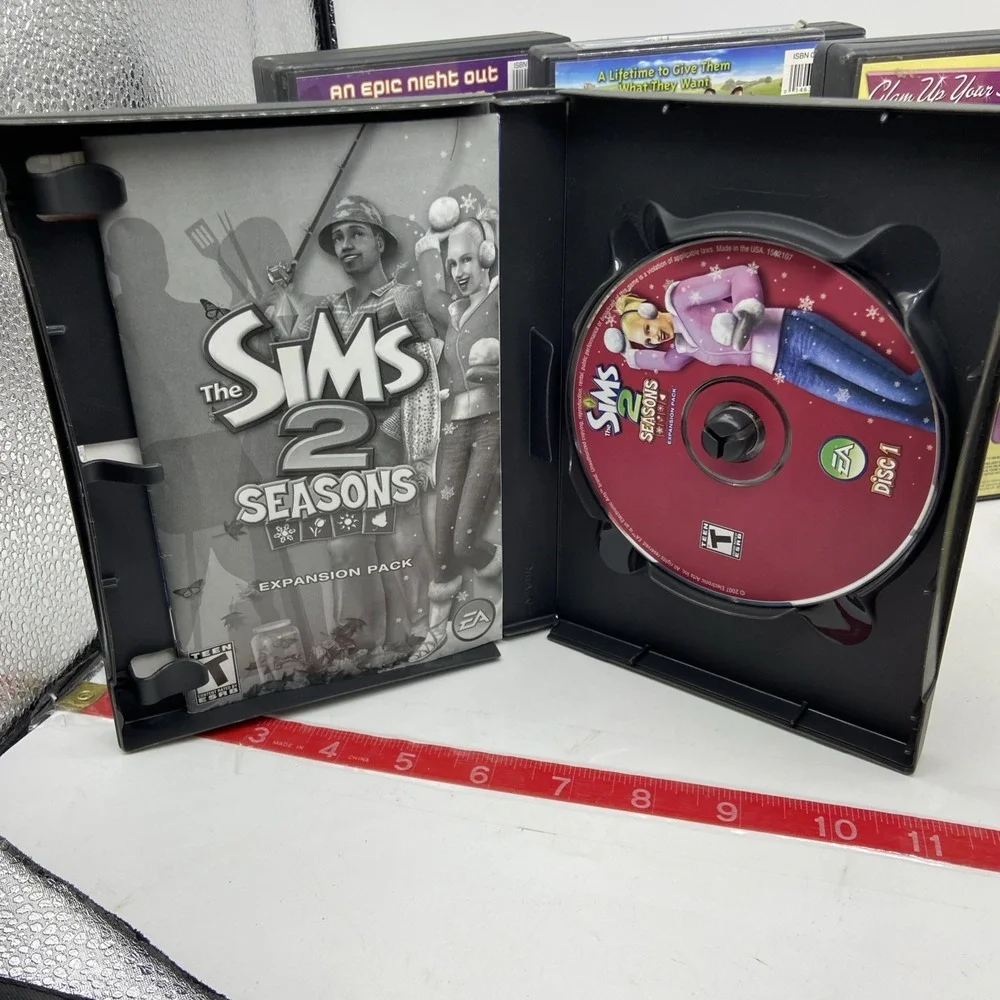 The Sims 2 PC Lot‎ of 5 Games Seasons Nightlife Double Deluxe Glamour Fashion